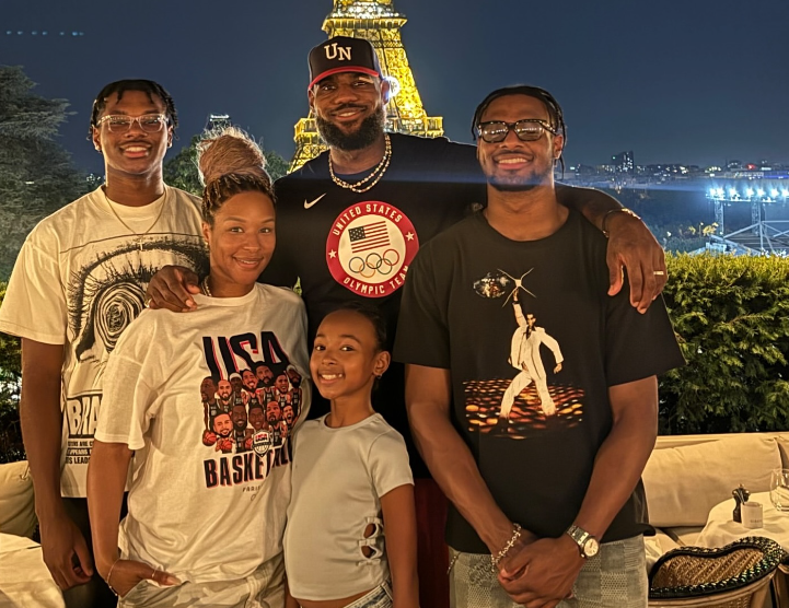 詹姆斯：确保接近100%状态进入训练营 若能与布莱斯同台不可思议