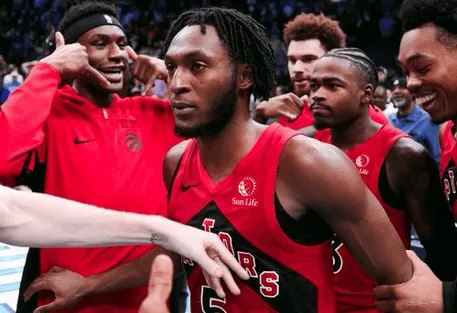 开云下载-查克|逐帧拆解：奎克利的生涯之夜，超高效爆砍40+10助队大胜